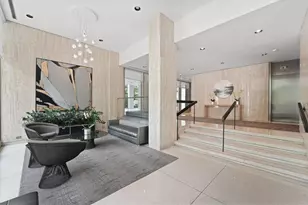 88 W Schiller St, Chicago, IL 60610 - Photo 3