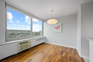 88 W Schiller St, Chicago, IL 60610 - Photo 9