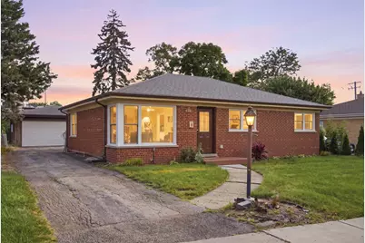 33 Cranbrook Drive, Des Plaines, IL 60016 - Photo 1