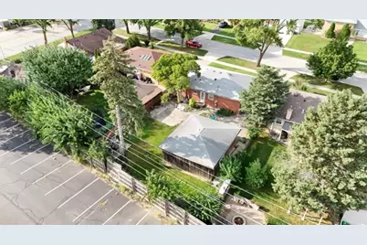 33 Cranbrook Drive, Des Plaines, IL 60016 - Photo 17