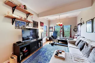 3201 W Argyle St, Chicago, IL 60625 - Photo 5