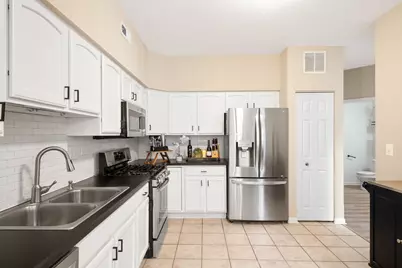 2321 Georgetown Circle #2321, Aurora, IL 60503 - Photo 7