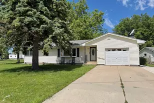 310 N 1st St, Compton, IL 61318 - Photo 1