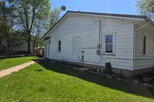 405 Marion St, Warsaw, IL 62379 - Photo 17