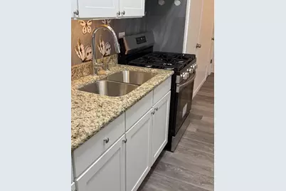 1030 Hirsch Boulevard #203, Calumet City, IL 60409 - Photo 5