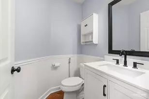 1990 Summerlin Dr, Aurora, IL 60503 - Photo 11