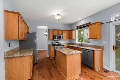 1990 Summerlin Drive, Aurora, IL 60503 - Photo 7