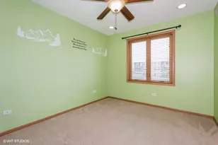 2240 S Grace St, Lombard, IL 60148 - Photo 9