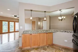 2240 S Grace St, Lombard, IL 60148 - Photo 5