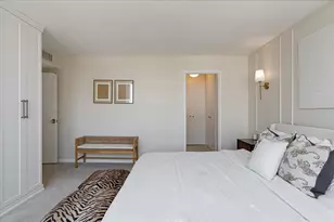 1 E Schiller St, Chicago, IL 60610 - Photo 19