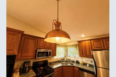7507 Krutsinger Road, Kinmundy, IL 62854 - Photo 35
