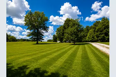 7507 Krutsinger Road, Kinmundy, IL 62854 - Photo 97