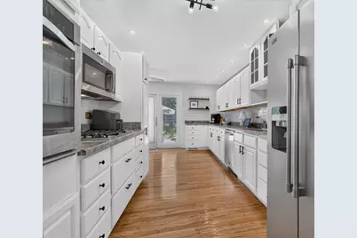 2021 Lancaster Lane, Wheaton, IL 60189 - Photo 21