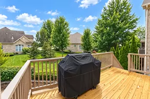 541 Bridgestone Ct, Inverness, IL 60010 - Photo 5