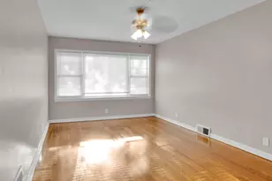 6318 S Mozart St, Chicago, IL 60629 - Photo 9