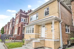 6318 S Mozart St, Chicago, IL 60629 - Photo 1