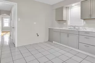 6318 S Mozart St, Chicago, IL 60629 - Photo 15