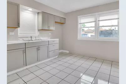 6318 S Mozart Street, Chicago, IL 60629 - Photo 13