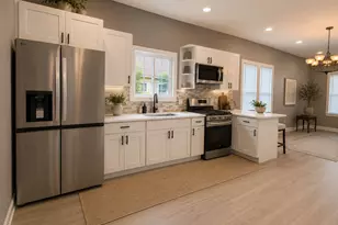 9236 S Blackstone Ave, Chicago, IL 60619 - Photo 3