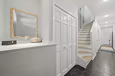 1856 W Superior Street, Chicago, IL 60622 - Photo 19