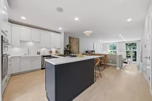 1856 W Superior St, Chicago, IL 60622 - Photo 13