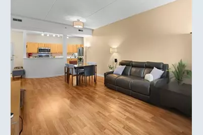 3100 Town Square Drive #101, Rolling Meadows, IL 60008 - Photo 13