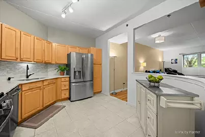 3100 Town Square Drive #101, Rolling Meadows, IL 60008 - Photo 5
