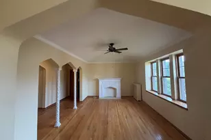 10927 S Longwood Dr, Chicago, IL 60643 - Photo 5