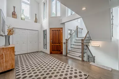 1441 Fox Lane #10F, Hinsdale, IL 60521 - Photo 3