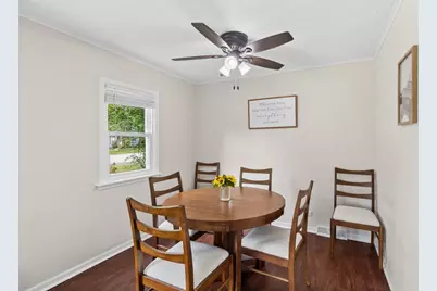 1033 Crescent Court, Round Lake Beach, IL 60073 - Photo 11