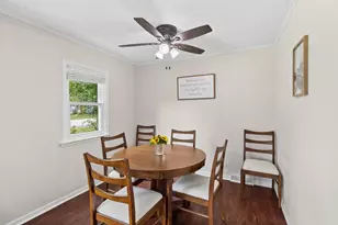 1033 Crescent Ct, Round Lake Beach, IL 60073 - Photo 11