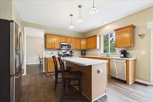 18804 W Chatham Way, Lake Villa, IL 60046 - Photo 9