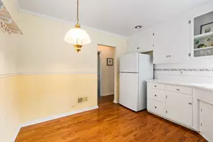 9737 S Central Park Ave, Evergreen Park, IL 60805 - Photo 13