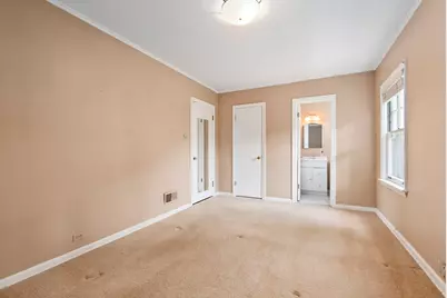 9737 S Central Park Avenue, Evergreen Park, IL 60805 - Photo 17