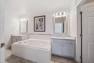 4825 Turnberry Drive, Hoffman Estates, IL 60010 - Photo 19