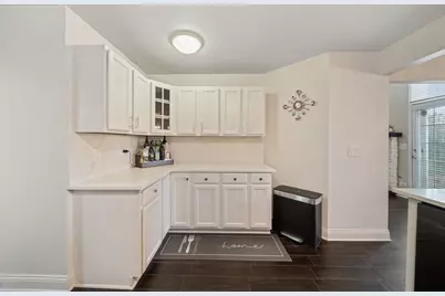 4825 Turnberry Drive, Hoffman Estates, IL 60010 - Photo 11