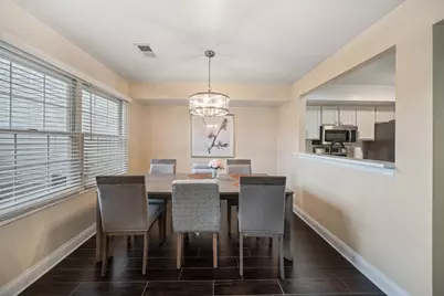 4825 Turnberry Drive, Hoffman Estates, IL 60010 - Photo 13