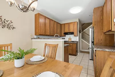 2008 Ivy Ridge Drive #2008, Hoffman Estates, IL 60192 - Photo 7