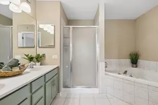 2008 Ivy Ridge Dr, Hoffman Estates, IL 60192 - Photo 15