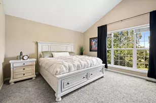 2008 Ivy Ridge Dr, Hoffman Estates, IL 60192 - Photo 13