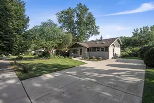 1505 W Euclid Ave, Arlington Heights, IL 60005 - Photo 3
