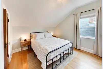 4147 N Dickinson Avenue, Chicago, IL 60641 - Photo 31