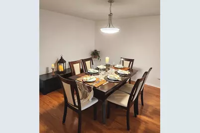 8001 W Courte Drive #310, Niles, IL 60714 - Photo 5