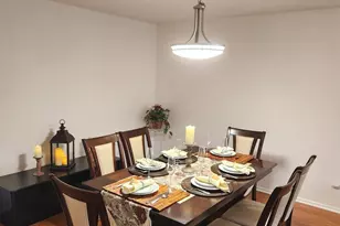 8001 W Courte Dr, Niles, IL 60714 - Photo 5