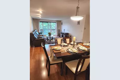 8001 W Courte Drive #310, Niles, IL 60714 - Photo 3