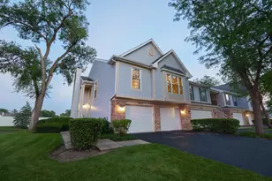 2673 S Embers Ln, Arlington Heights, IL 60005 - Photo 1