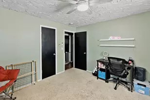 176 S Jefferson Ave, Bradley, IL 60915 - Photo 13