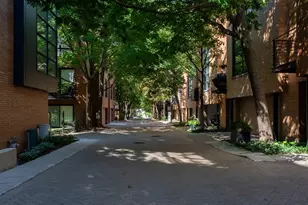 1767 N Hoyne Ave, Chicago, IL 60647 - Photo 25