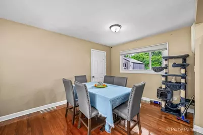 260 Flagstaff Lane, Hoffman Estates, IL 60169 - Photo 9