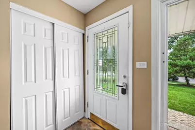 260 Flagstaff Lane, Hoffman Estates, IL 60169 - Photo 3